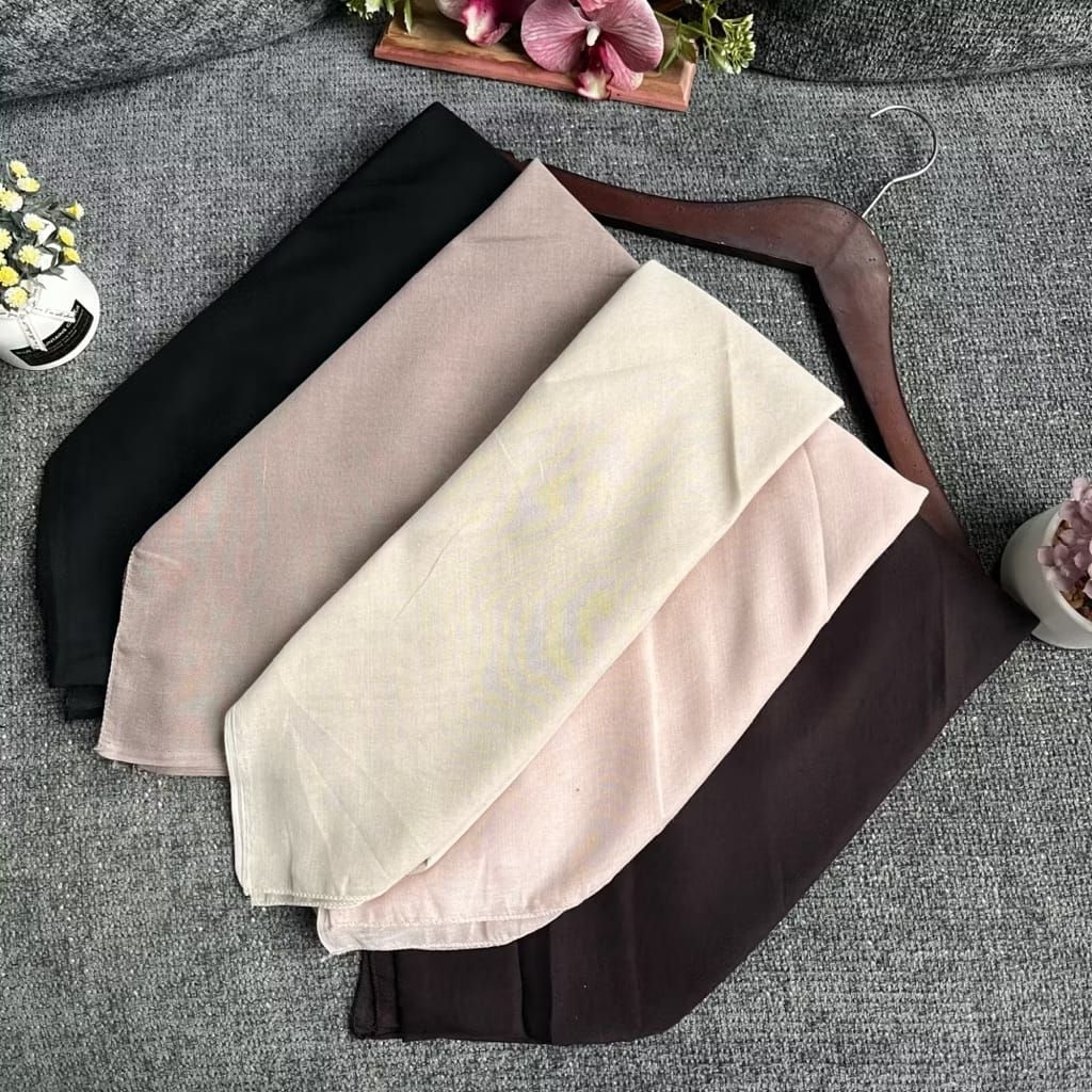 PARISA VARISHA HIJAB / PARIS ตัวแปรบน SHOPEE