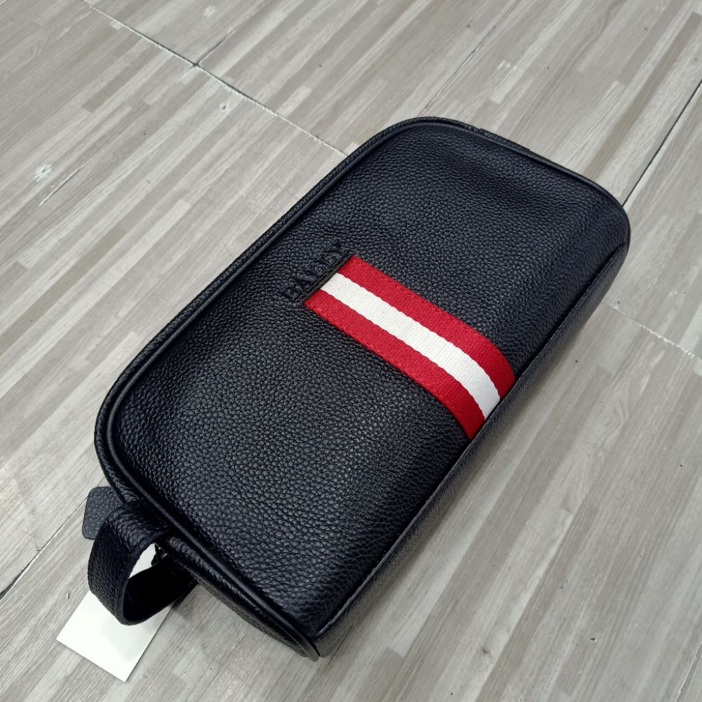 Bally Pouch Bag กระเป๋าถือหนังแท้คุณภาพพรีเมี่ยม