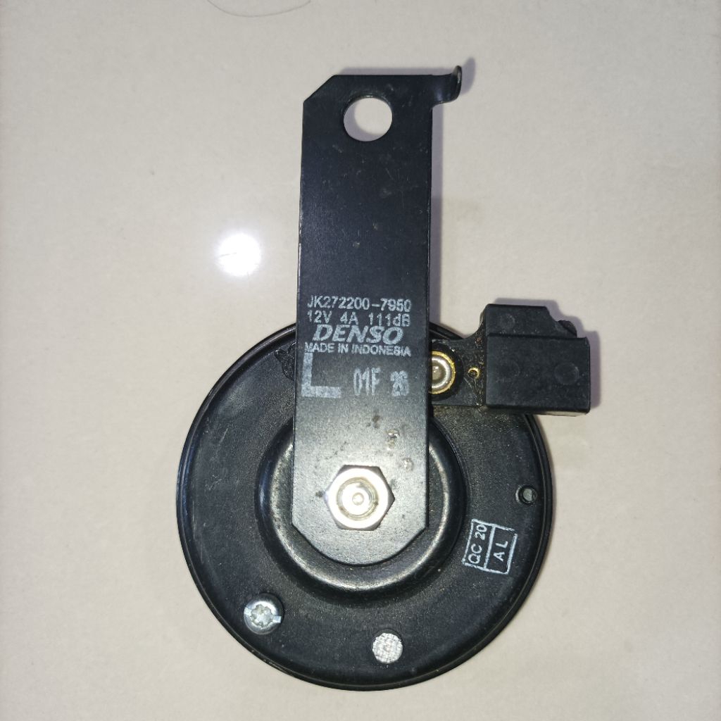 DENSO 12V 4A 111DB TOYOTA COROLLA ORIGINAL HORN