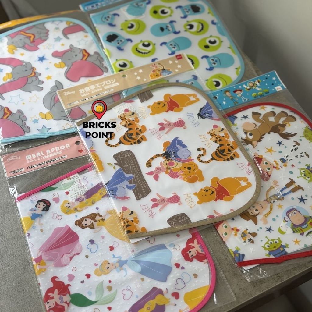DAISO DISNEY CHARACTER MEAL APRON สินค้าจากญี่ปุ่น DISNEY STORE