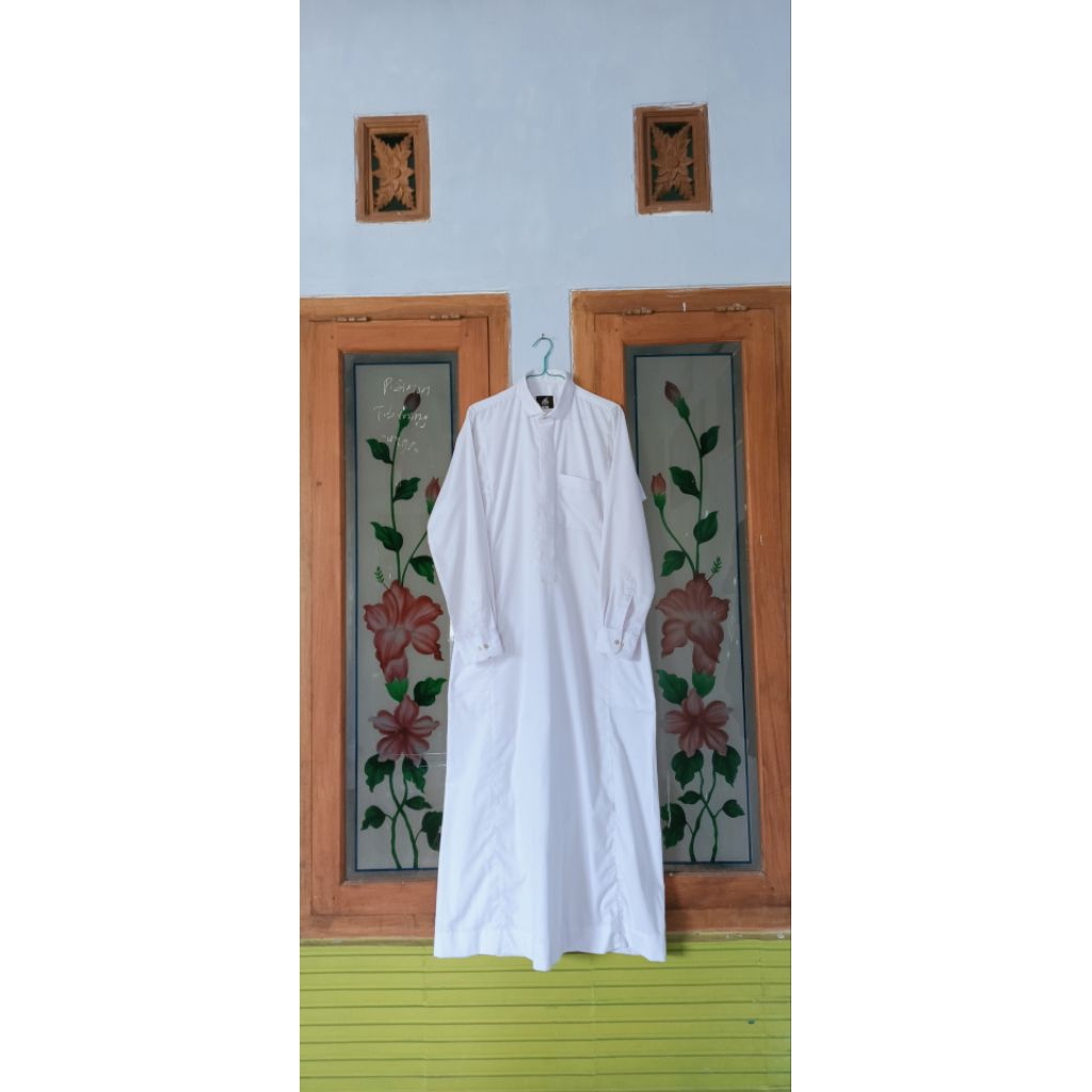 ผู้ชายสีขาว GAMIS PL BRAND DALWA.CO