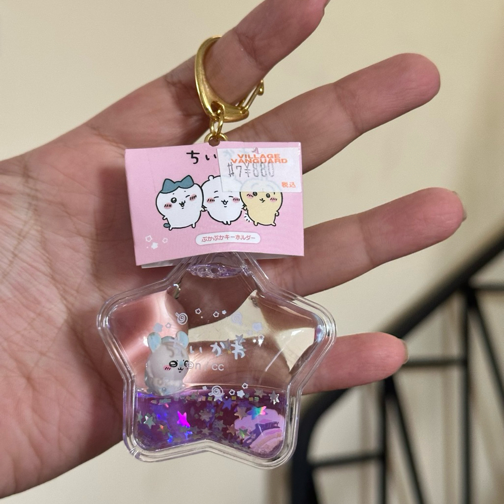 Chikawa Floating Sequins Pukapuka พวงกุญแจ Momonga