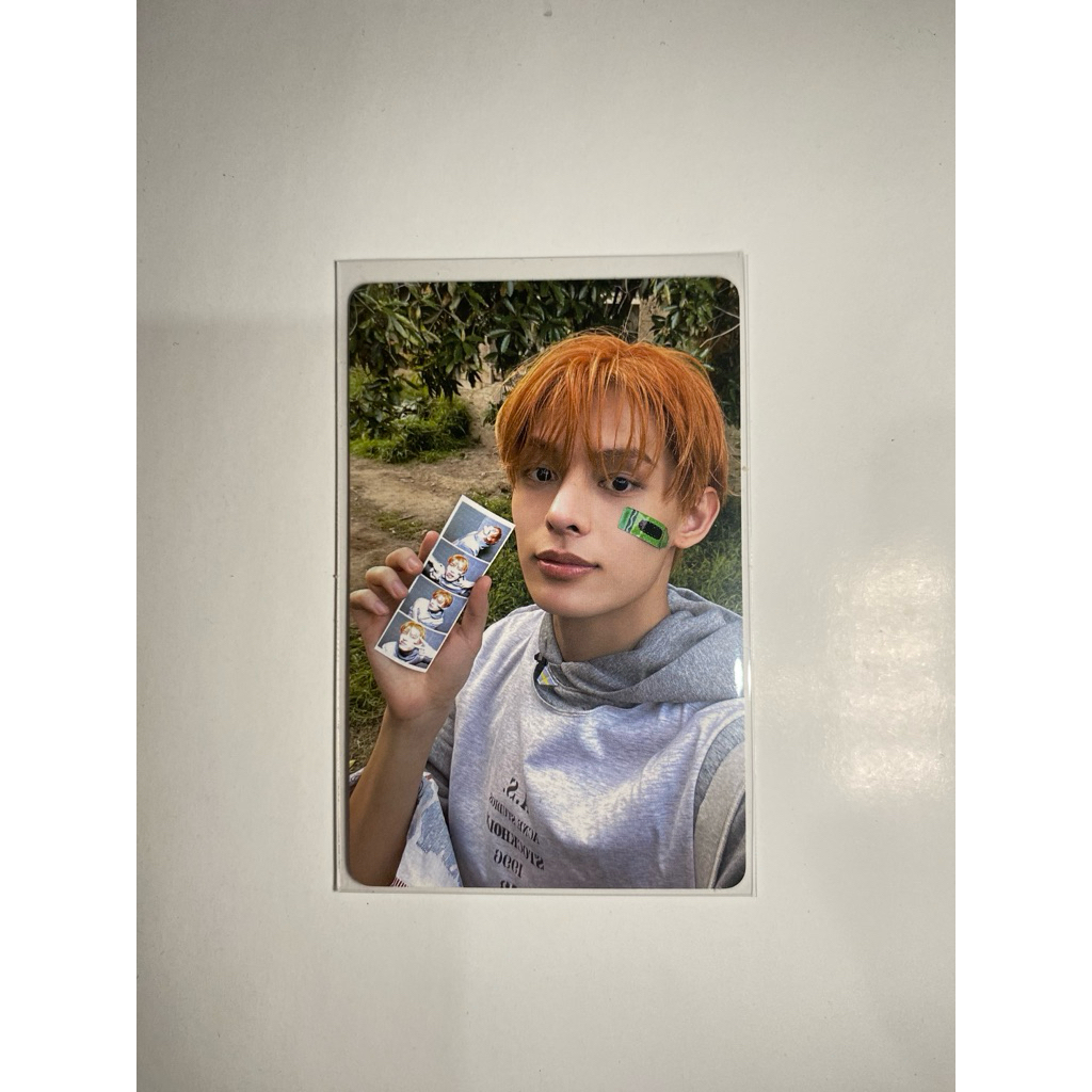 Photocard อย่างเป็นทางการ James Weverse B ver Cortis