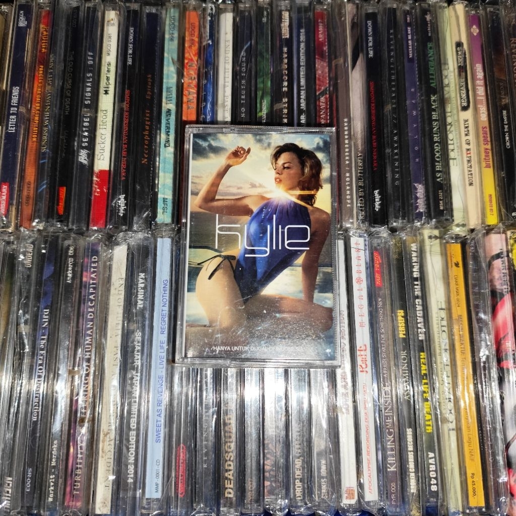 Kylie Minogue Cassette - ปีเบา