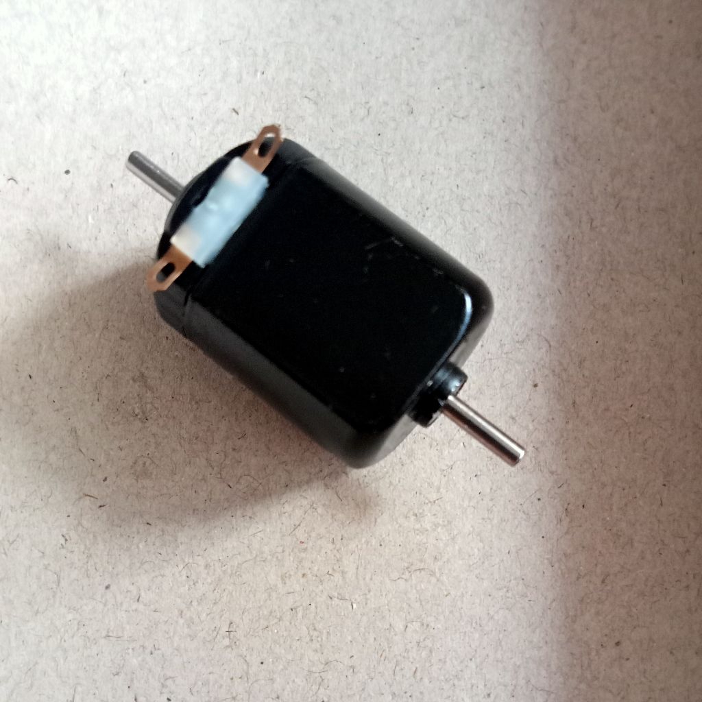 Black Double Shaft Dynamo