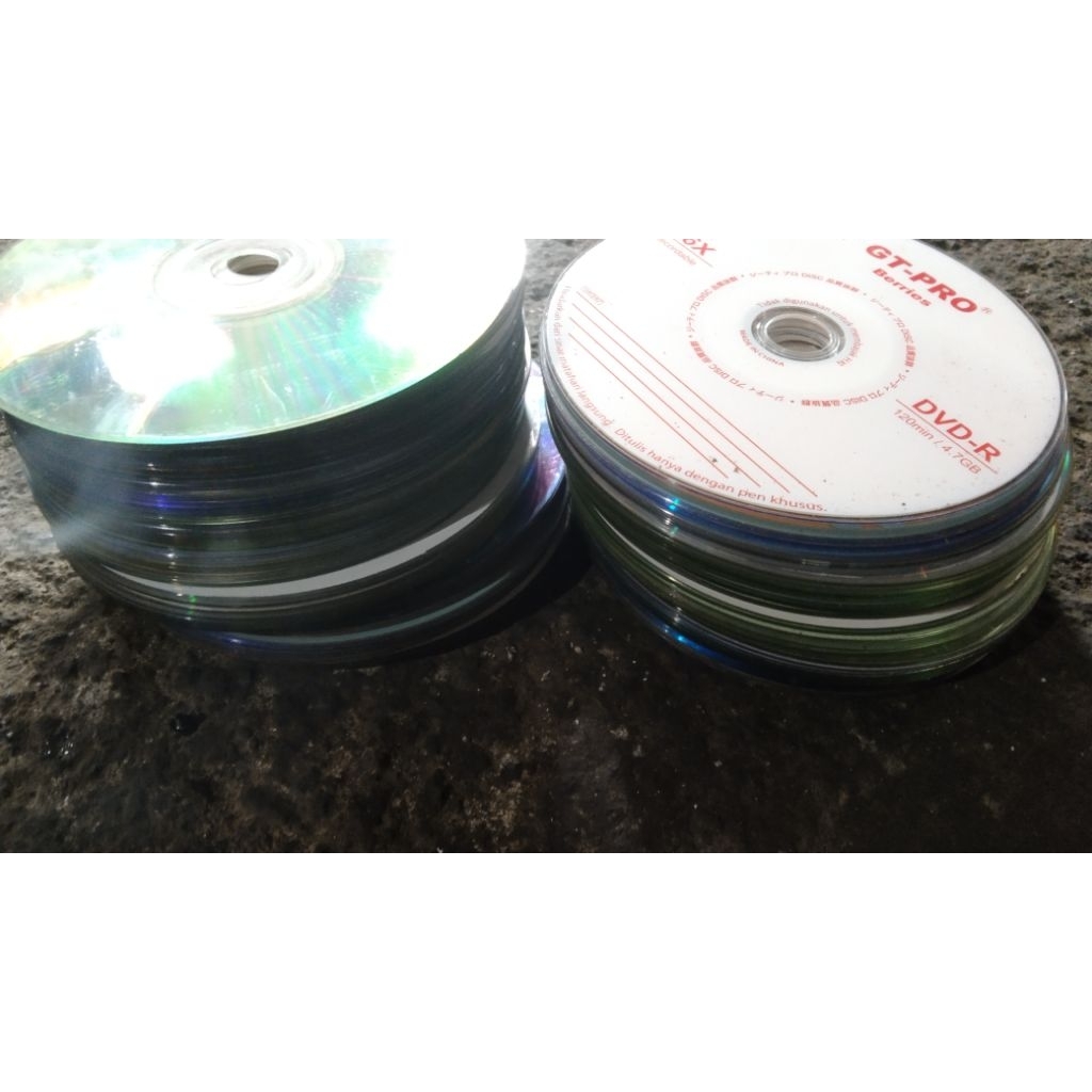 CD DVD CASSETTE DVD CASSETTE MADE OF MATERIAL PER 500GRAM