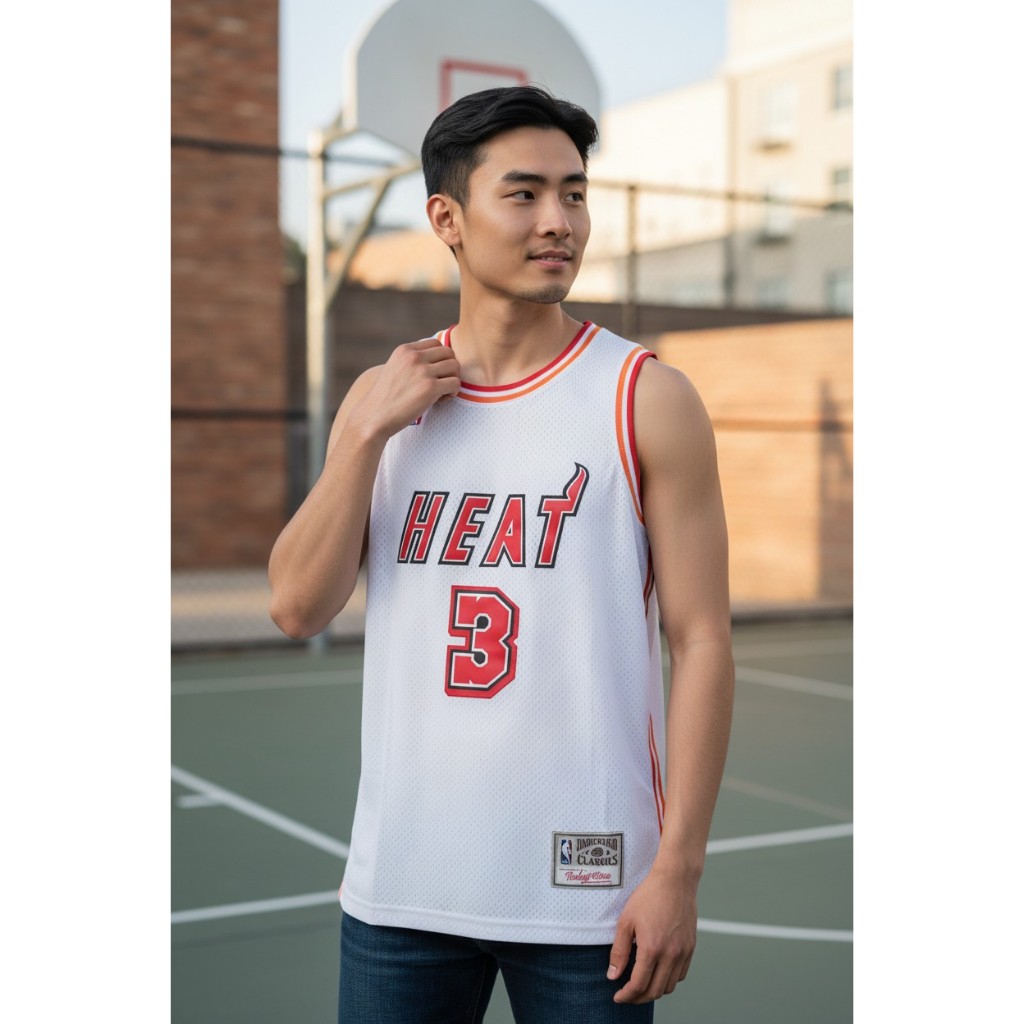 พรีเมี่ยมนําเข้า CLASSIC HWC HEAT 3 DWYANE WADE WHITE MN BASKETBALL JERSEY