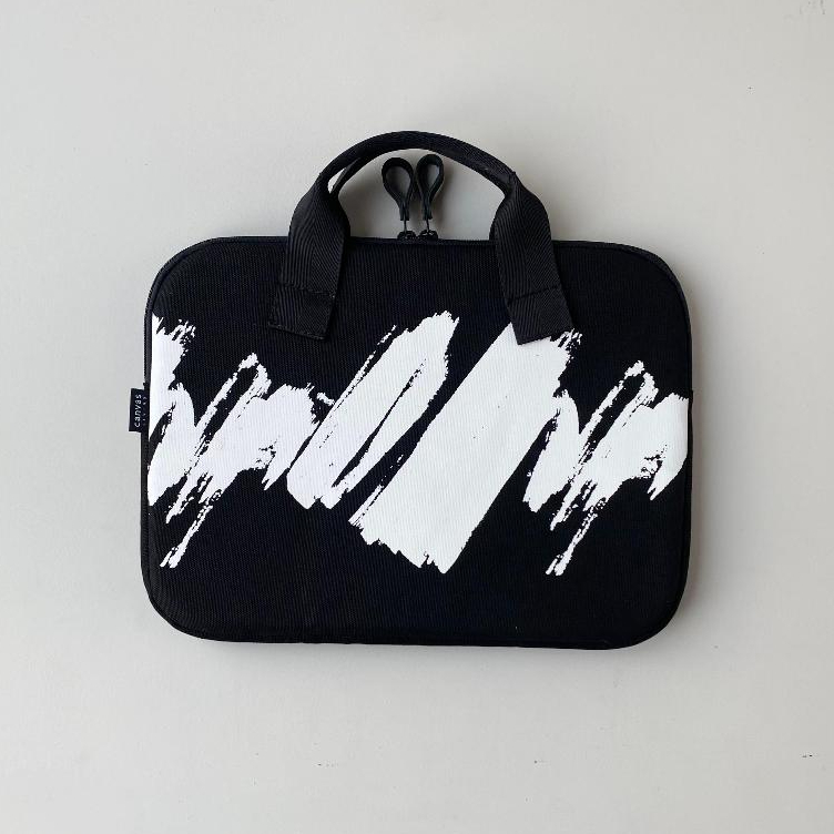 Banana Leaf Black Canvas Living 14 นิ้ว Laptop Carrier