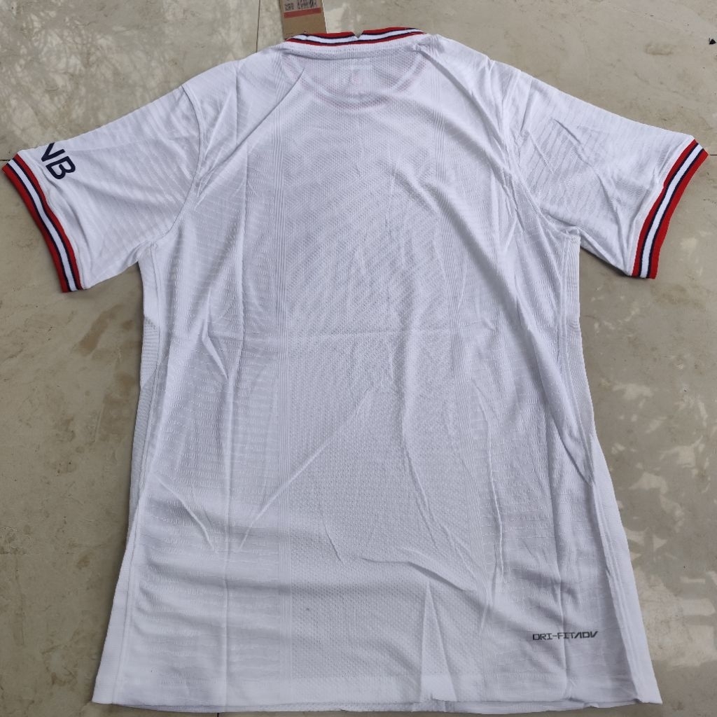 PSG 4th Jersey 2021/22 ฉบับที่ผู้เล่น