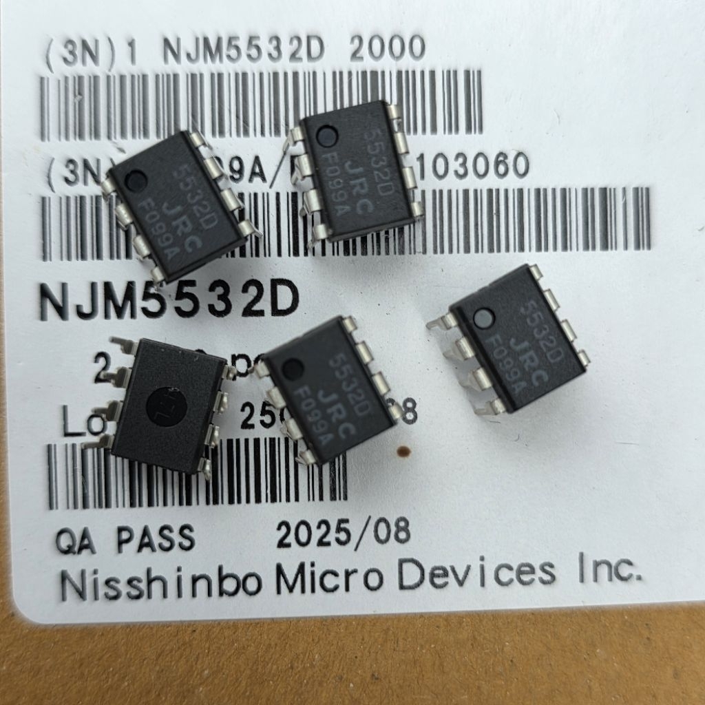 IC NJM 5532D นิชินโด ดั้งเดิมไม่มีฮีทซิงค์โดยไม่ต้องวาง