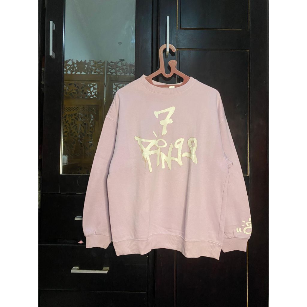 Preloved HnM 7 Rings Sweater Top