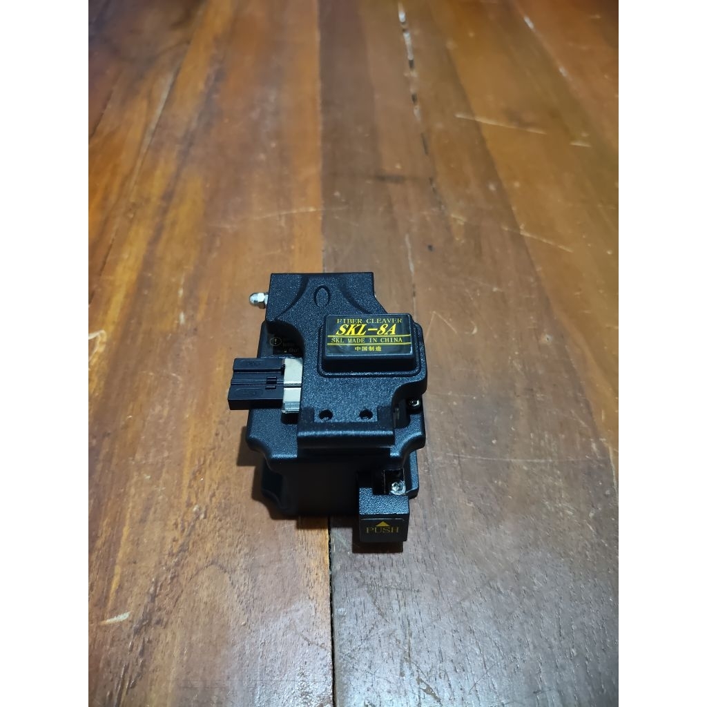 CLEAVER FIBER OPTIC / FIBER OPTIC CUTTER SKL 8A