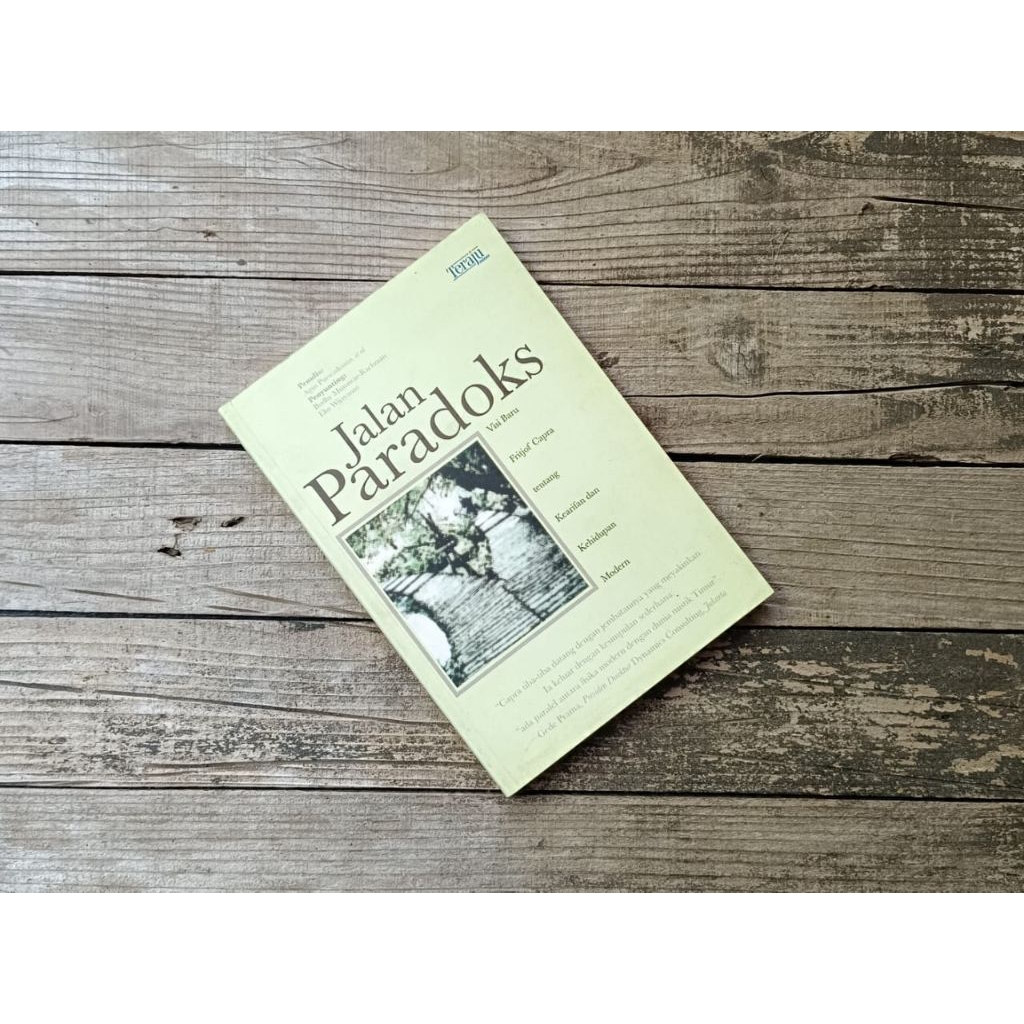 หนังสือหายากในเส้นทาง paradox - สิ่งใหม่ของ fritjof capra