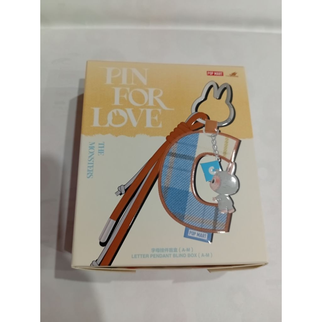 Pin For Love (L) Labubu Popmart Letter Pendant Original Popmart 100%