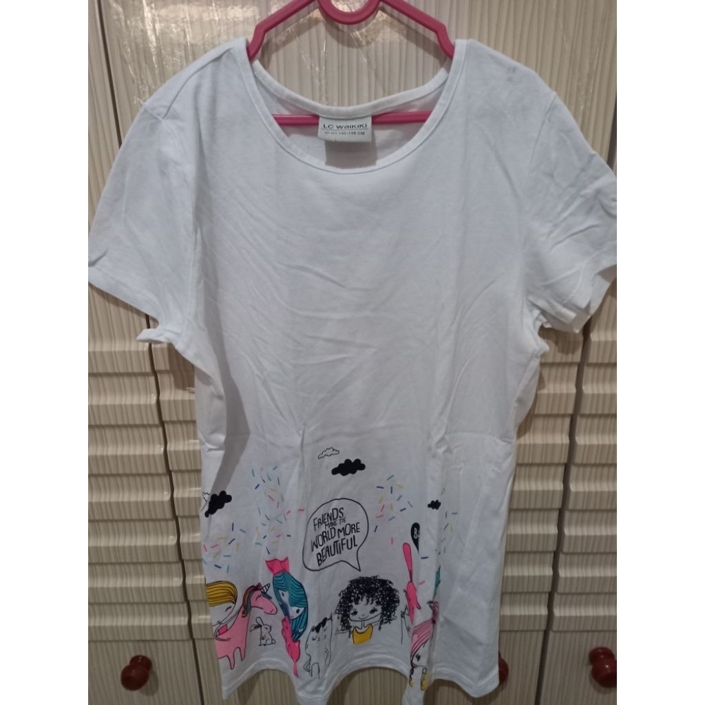 Preloved Lc Waikiki เสื้อยืดเด็กผู้หญิง 10-11Y ภาพสีขาว