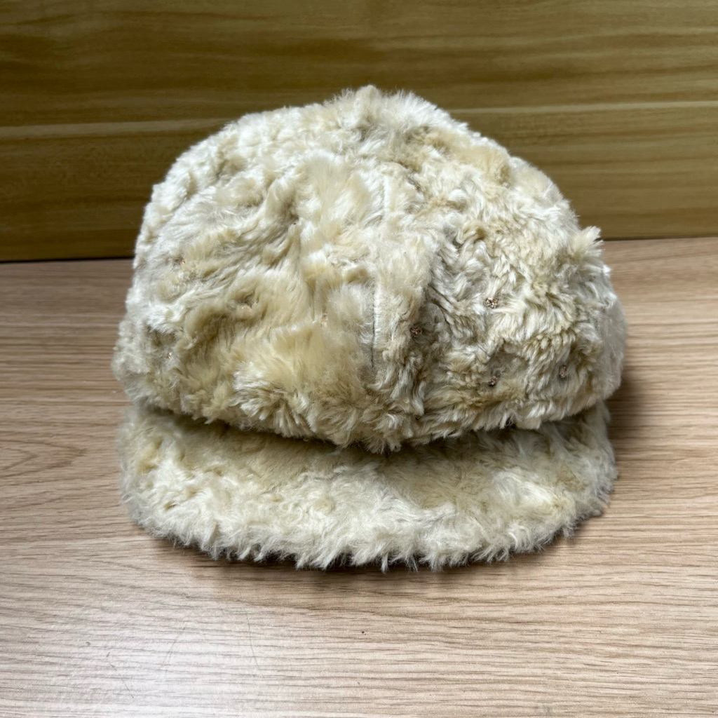 FEATHER HAT WINTER - FUR HAT - BERETS - หมวกฤดูหนาว