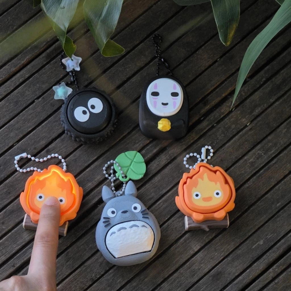 GANTUNGAN Studio GHIBLI Spirited Away Soot Sprite Kaonashi Calcifer Fidget Clicker พวงกุญแจ 3D พิมพ์