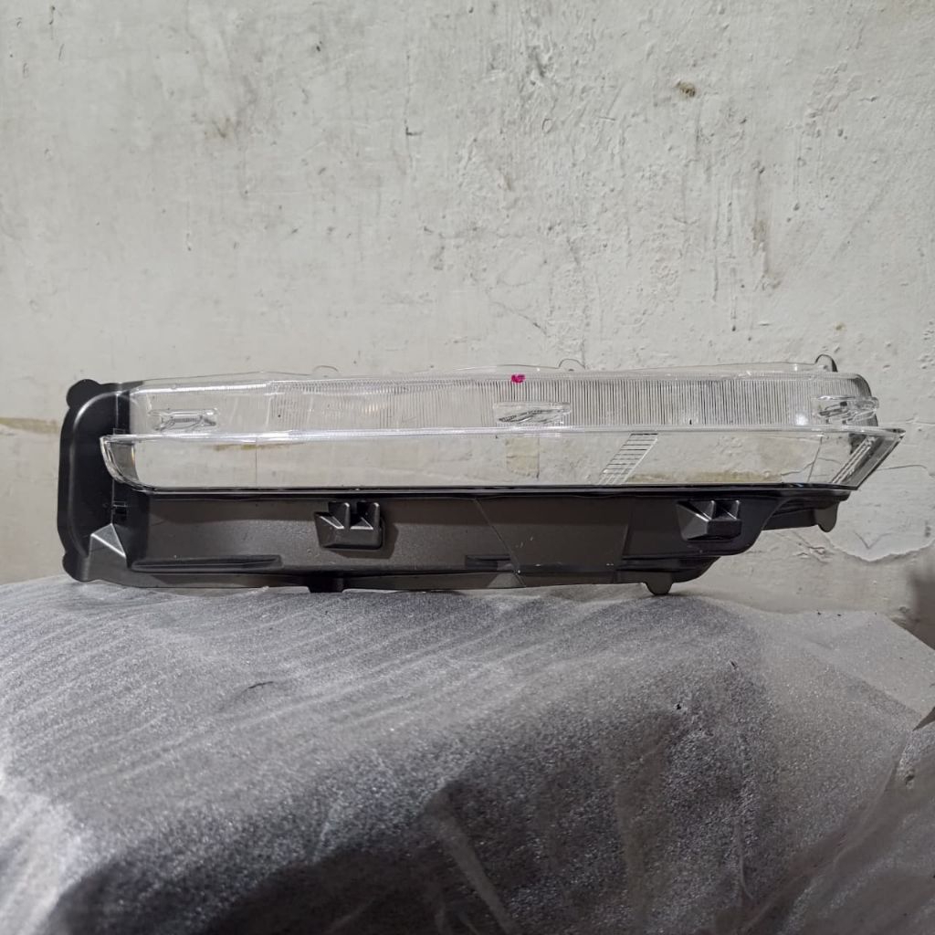 กันชน Toyota Fortuner 2021-2025 ของแท้ DRL mica ปกติขวาหรือซ้าย