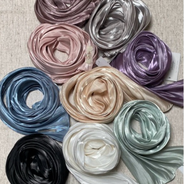 SHIMMER SHAWL*******