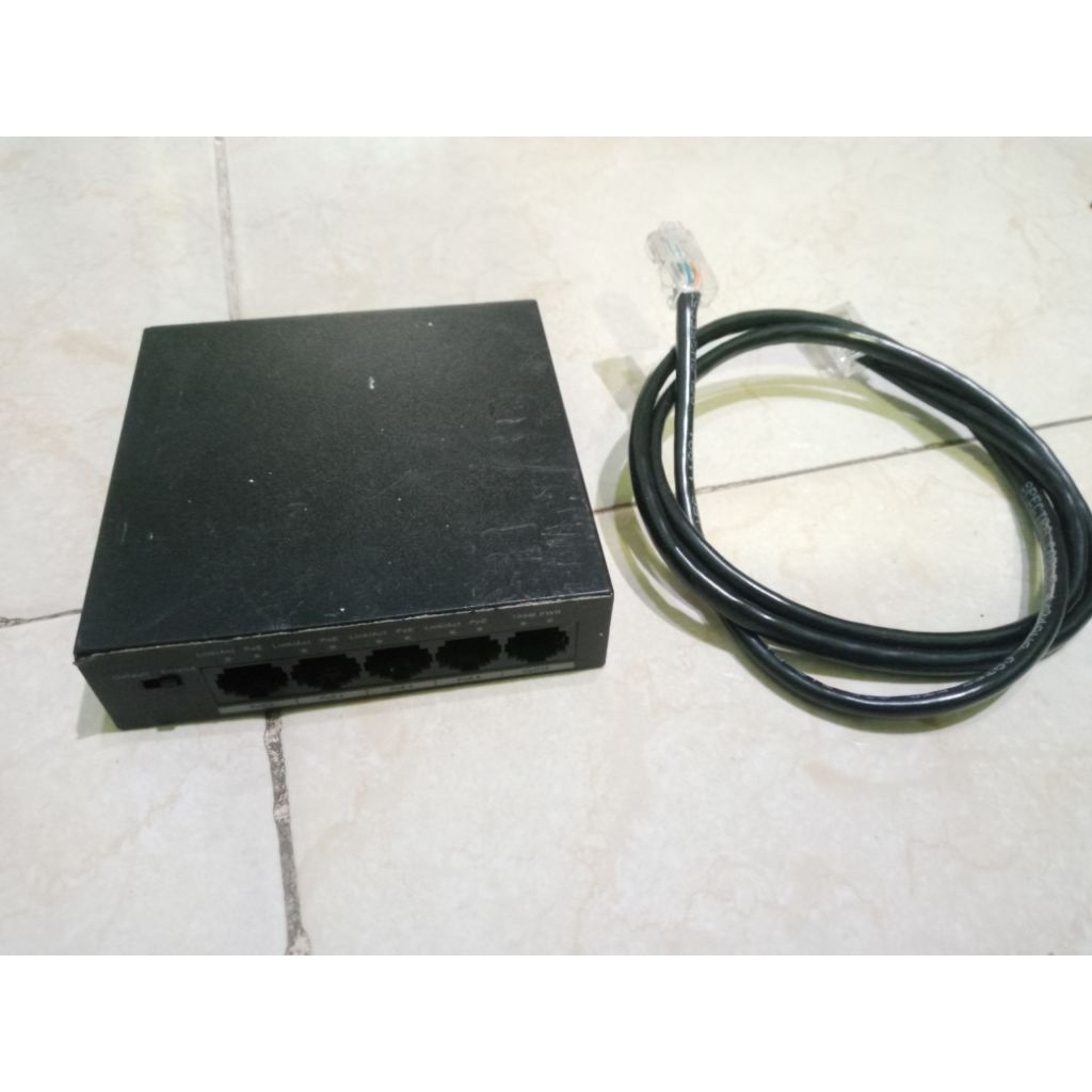 POE Switch Dahua DH-PFS3005-4P-58 4POE+1UpLink Unit PoE เท่านั้น