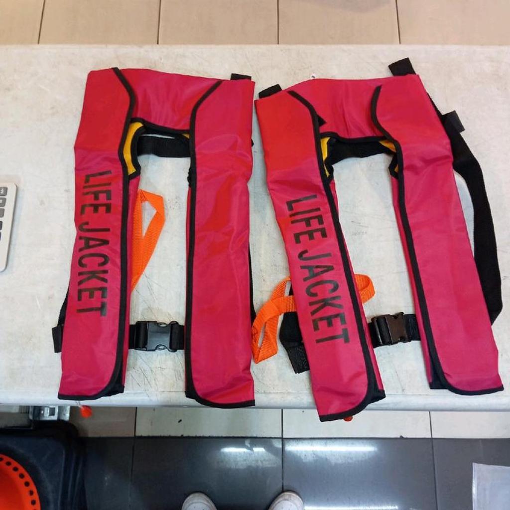 MERAH Red CO2 Automatic Gas Life Jacket / Red Automatic Life Jacket