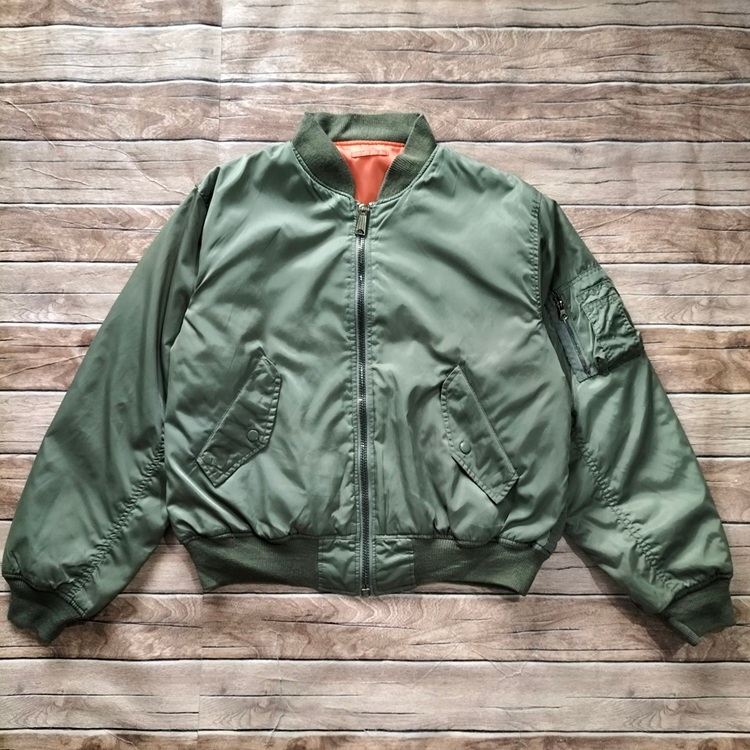 เสื้อแจ็คเก็ต bomber MA-1 ME-S Inc ไซส์ M Green Reversible