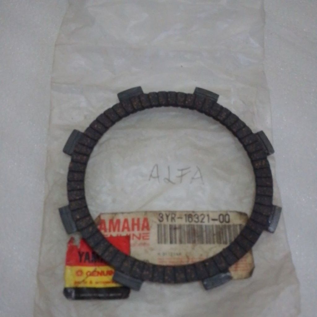 แผ่นคลัทช์ Yamaha Alfa Champ 1 ชิ้น 3yr-16321-00 3yr1632100 ต้นฉบับญี่ปุ่น