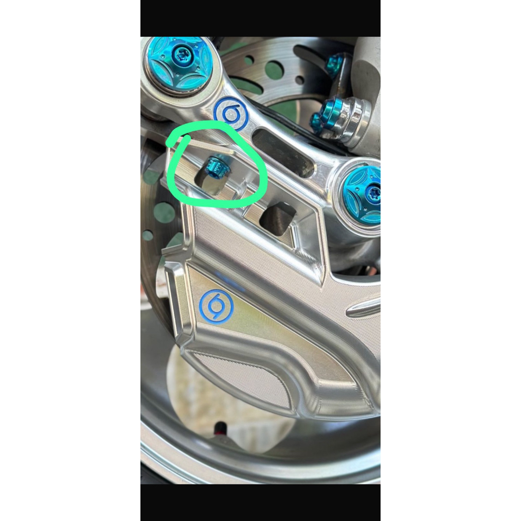 Titanium Bolt 2 คีย์ Raceduct 1o1 vespa matic