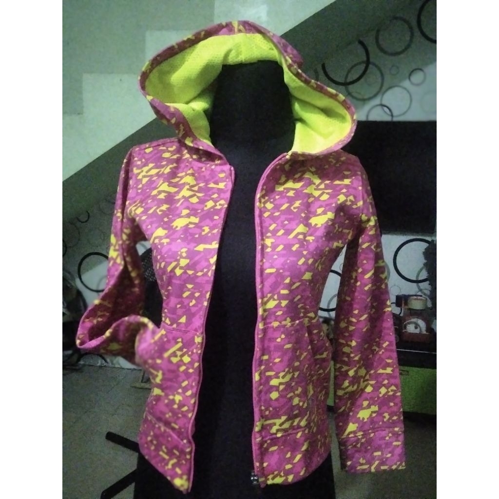 PRELOVED - CHILDRENS SPORT HOODIE JACKET