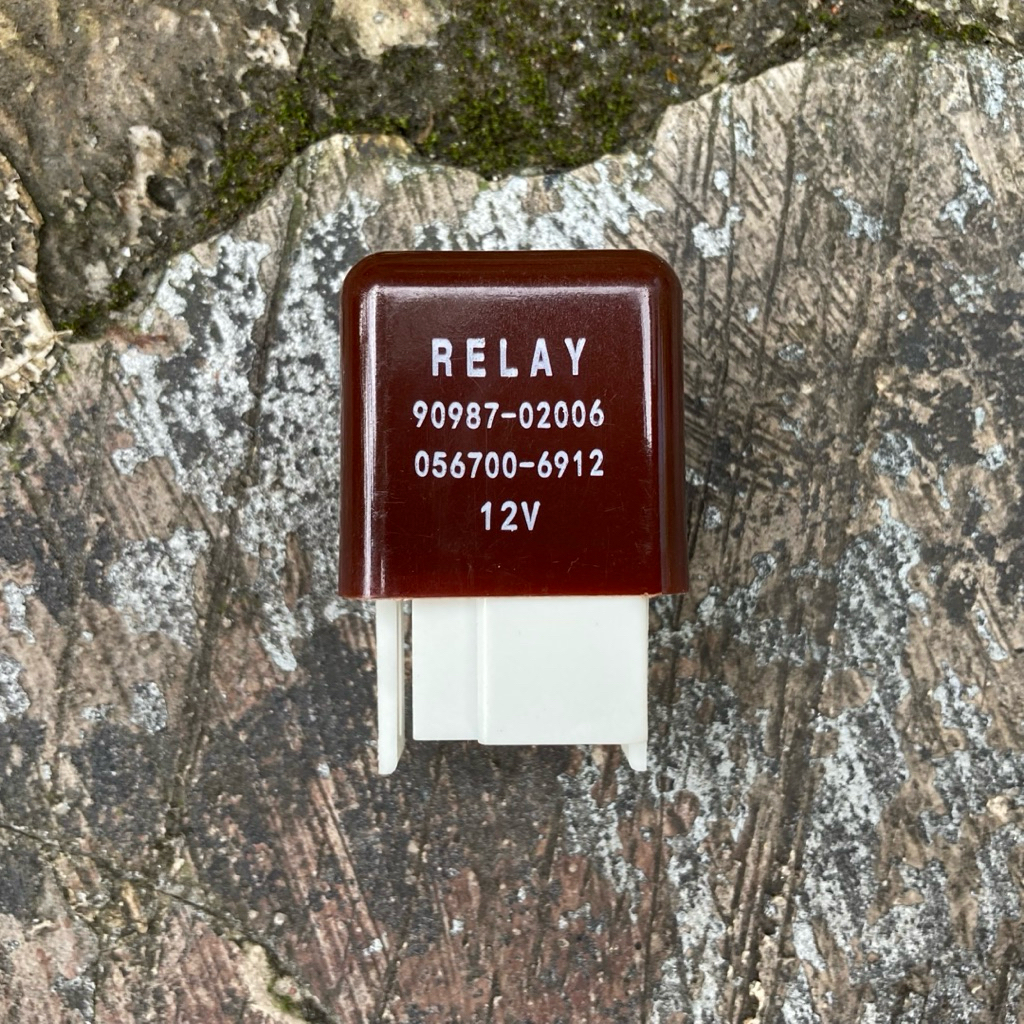 รีเลย์ควบคุมแสงไฟหน้า 12V 40A 4 Pin Toyota Corolla Corona EE90 SE ST171 EX Saloon EE97 Wagon AE92 AT