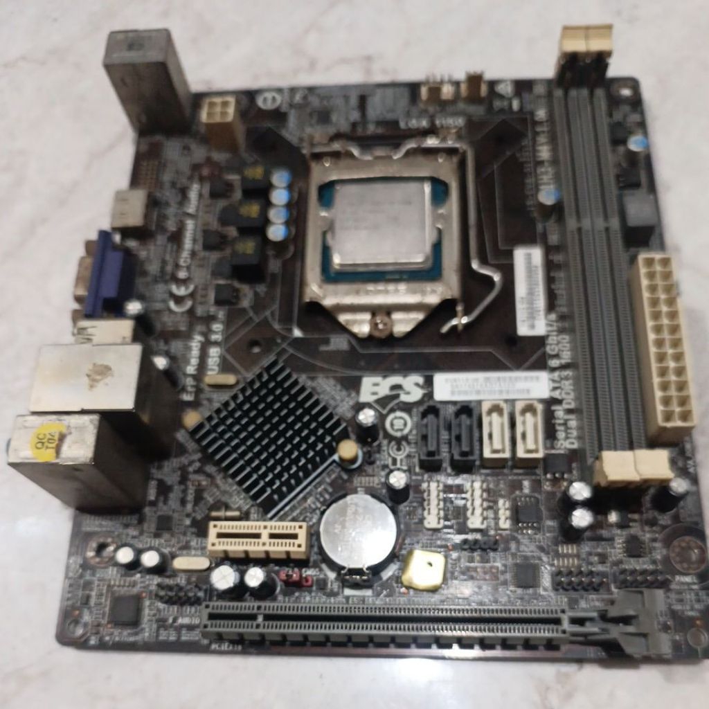 เมนบอร์ด h81 + โปรเซสเซอร์ i5 4460 สภาพสวยชํารุด