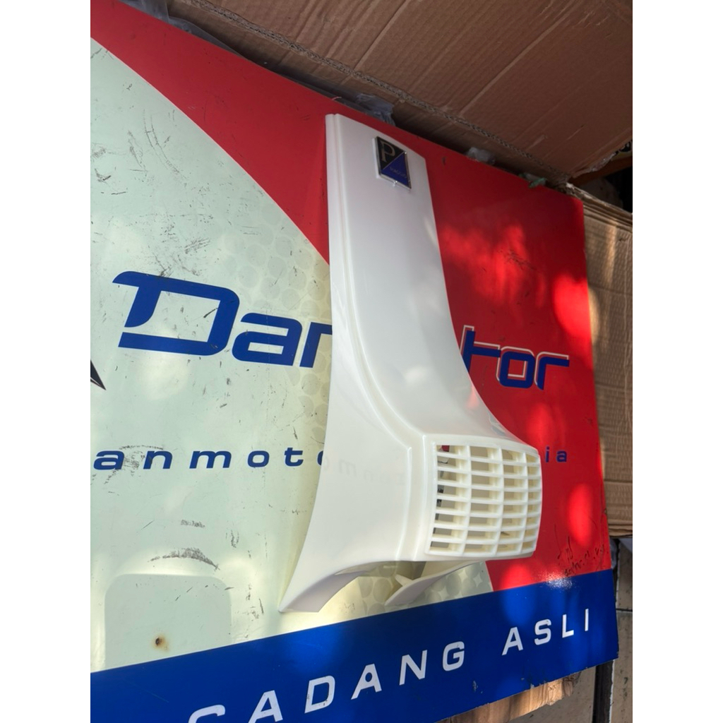 Vespa Spartan 200 Px New Px Tie Nose