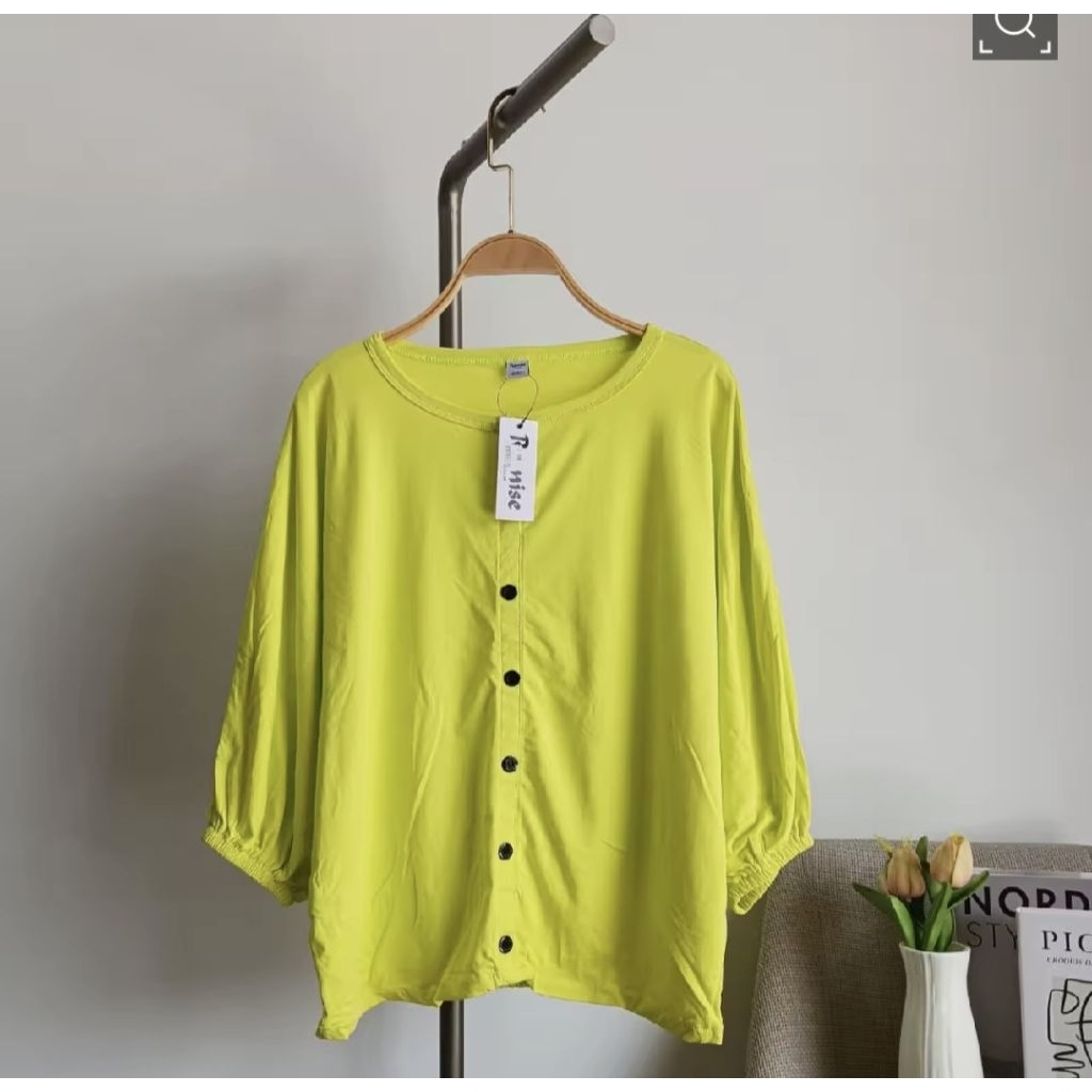 MALIKA K.10.Malika Oversize T-Shirt - เสื้อเชิ้ตผู้หญิงผู้ใหญ่ขนาดใหญ่