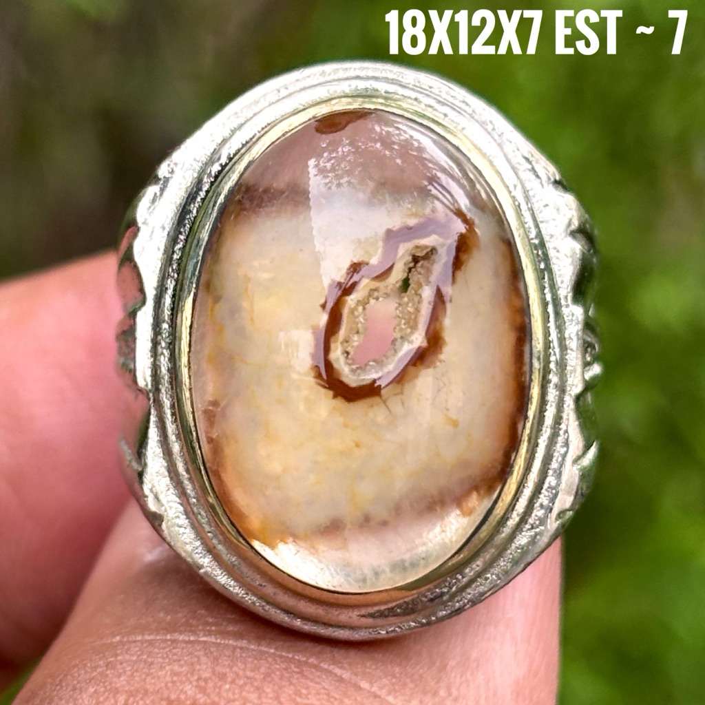 สีดําธรรมชาติ SOLOMON AGATE STONE