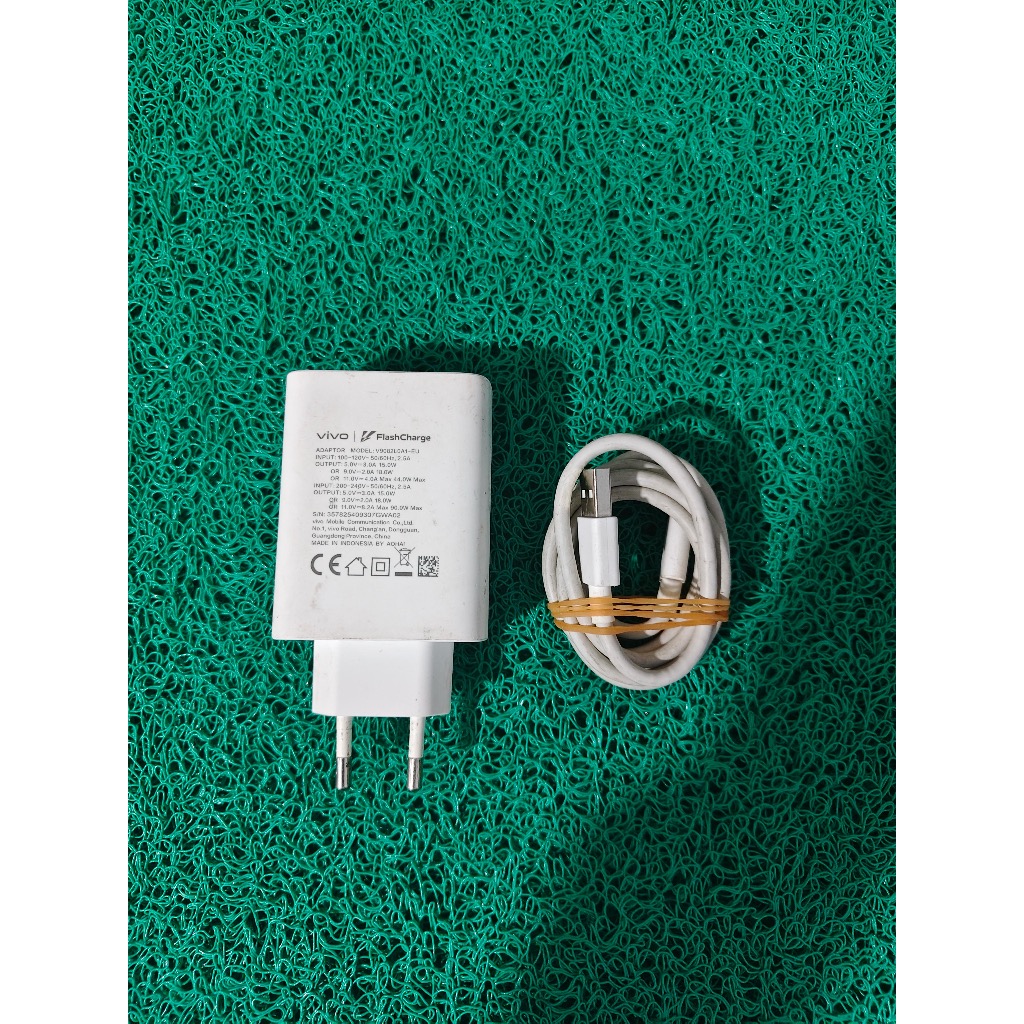 เครื่องชาร์จ Vivo FlashCharge 90W ดั้งเดิม – ครบชุด (อะแดปเตอร์ + สาย) ถอด Vivo V60 5G