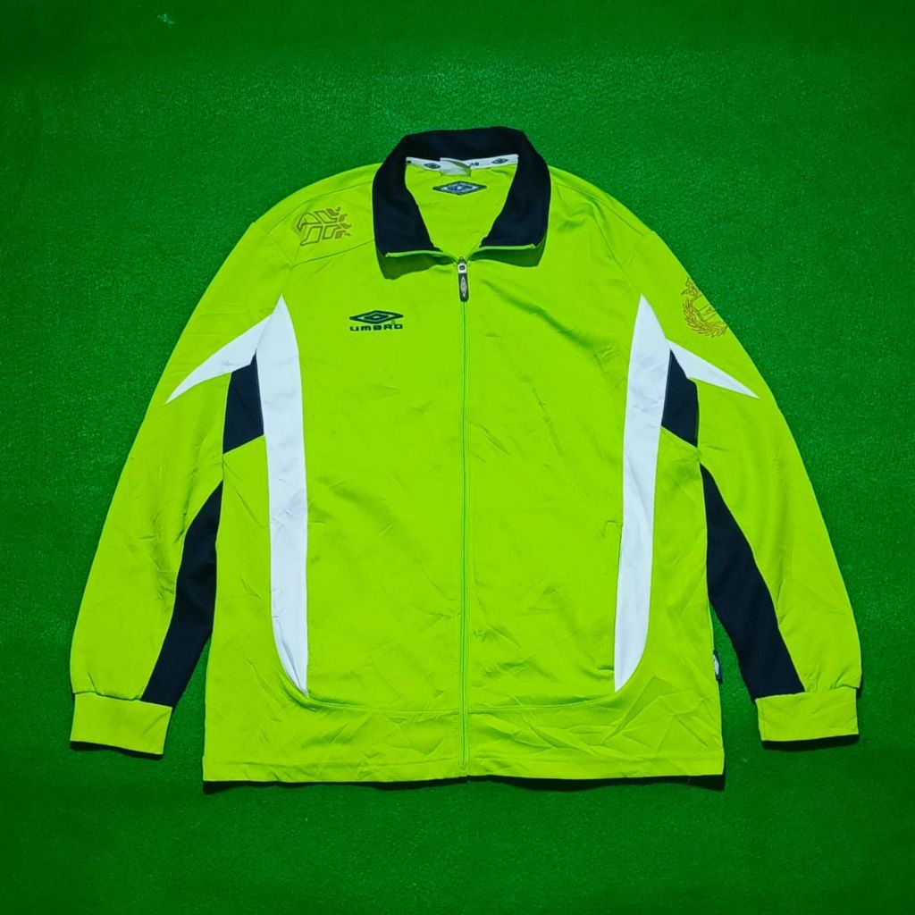 เสื้อแจ็คเก็ตแทรคท็อป Umbro