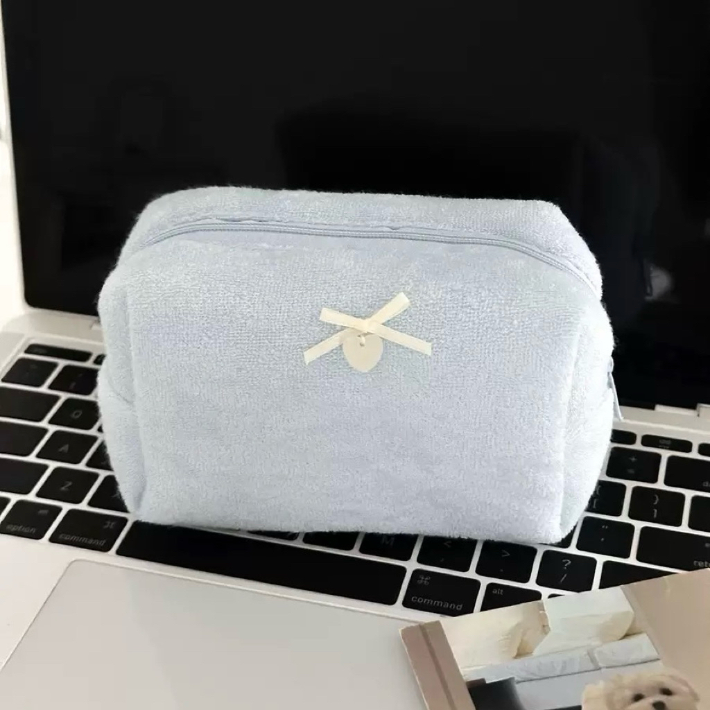PINKY ROW - ROSIE Aesthetic Make Up Pouch - Make Up Pouch - Make Up Bag - Make Up Wallet