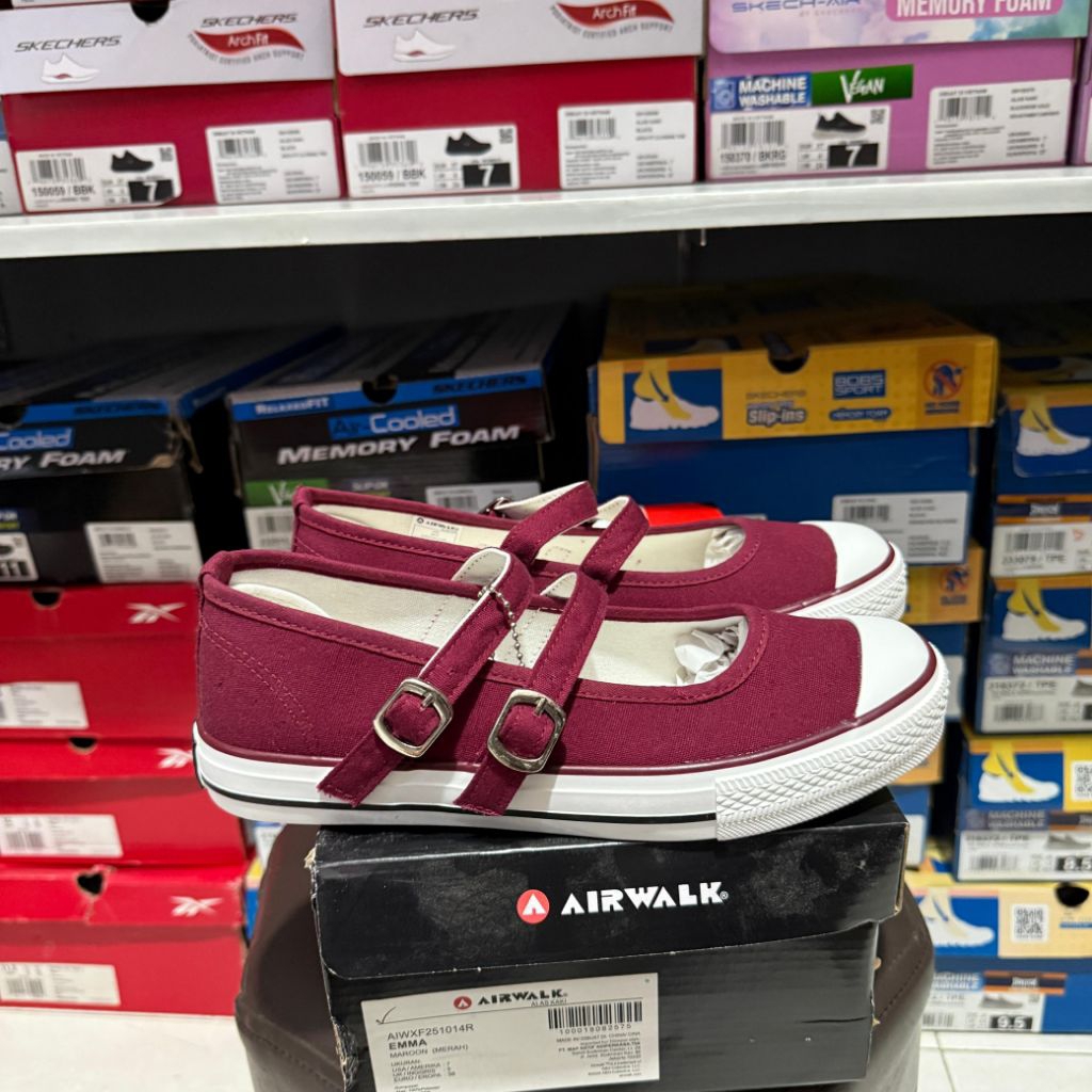 รองเท้าผ้าใบผู้หญิง AIRWALK EMMA MAROON
