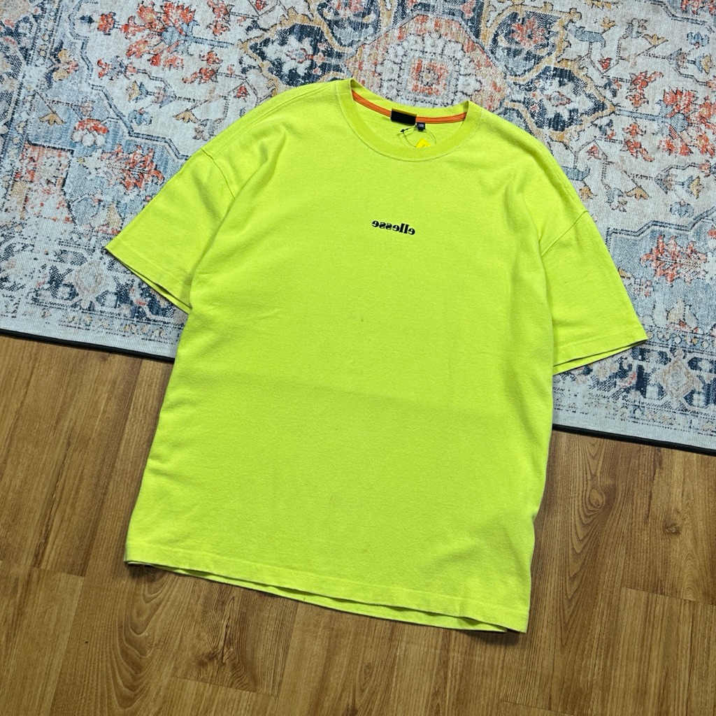 เสื้อยืดโลโก้ ELLESSE CENTER