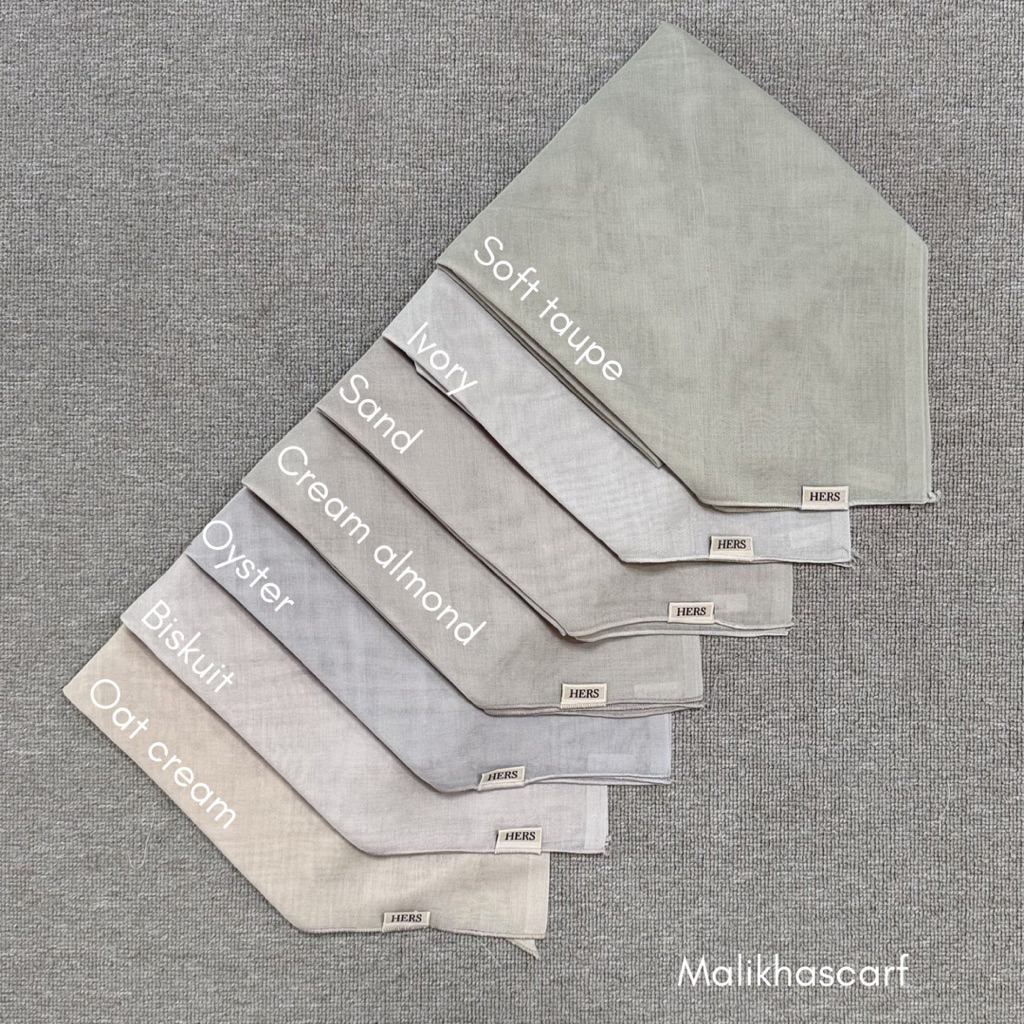 PARIS OLD SCHOOL HERS PARIS OLD SCHOOL PREMIUM SQUARE HIJAB