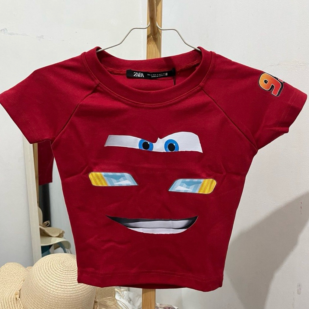 เสื้อครอป RED MCQUEEN ใหม่