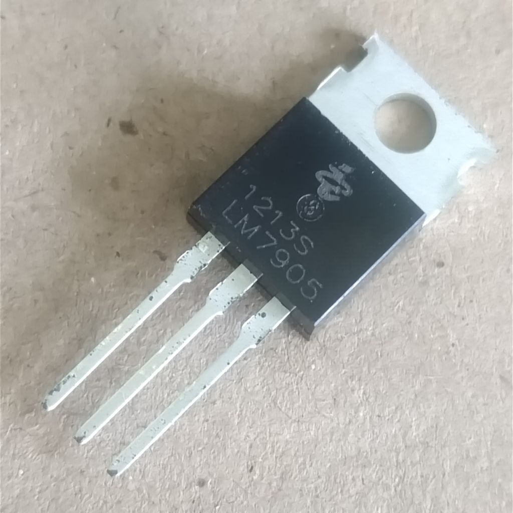 LM7905**************