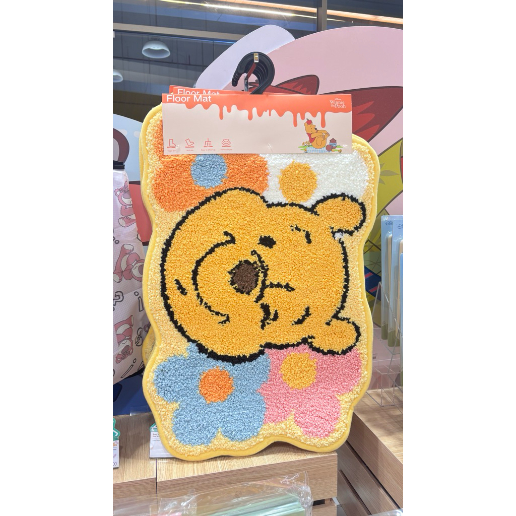 พรมปูพื้นขนยาววินนี่เดอะพูห์ OH!SOME SOME