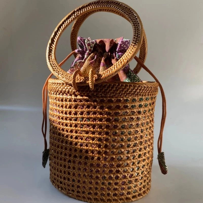 ATE RATTAN TUBE BAG | ATE RATTAN SLING BAG | RATTAN TOTE BAG