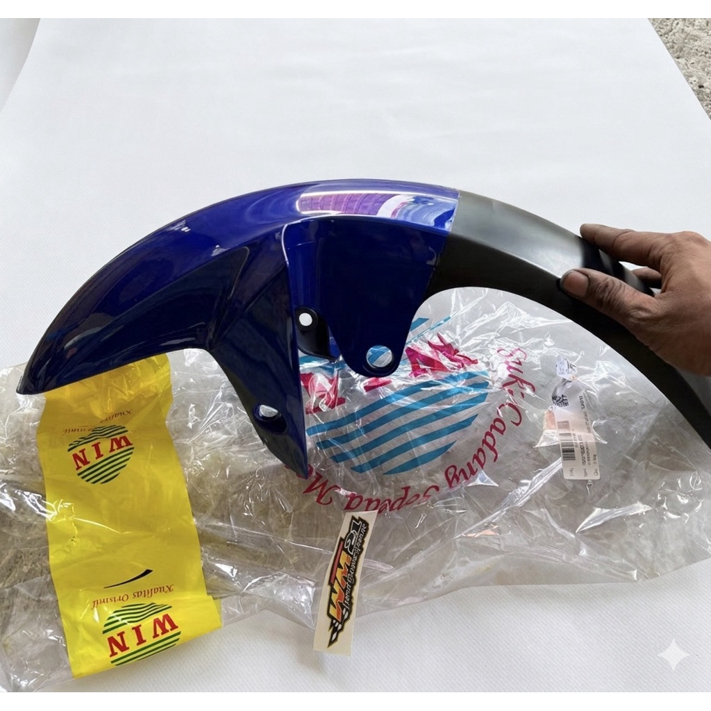 FRONT MUDGER R15 win BLUE WHITE BLACK FENDER