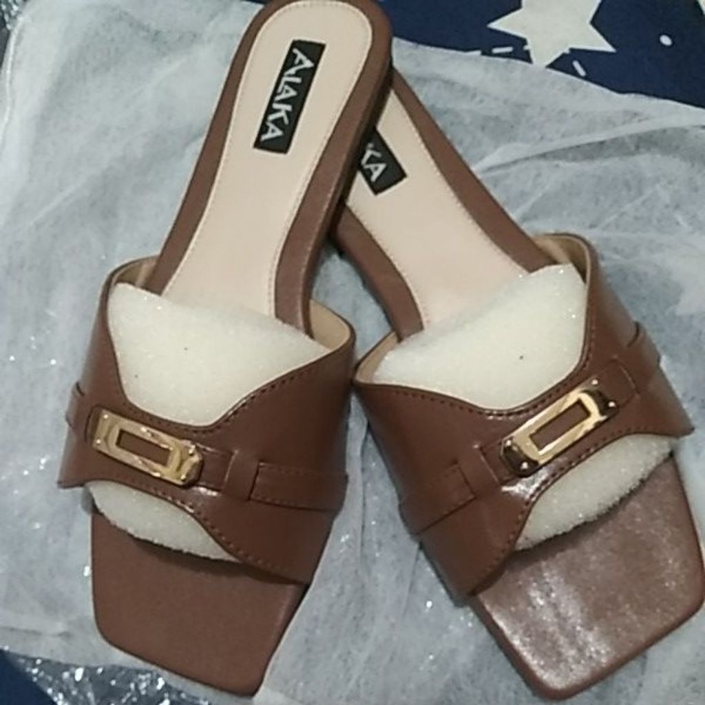LOKAL Cecilia บาลีแบรนด์แบน
