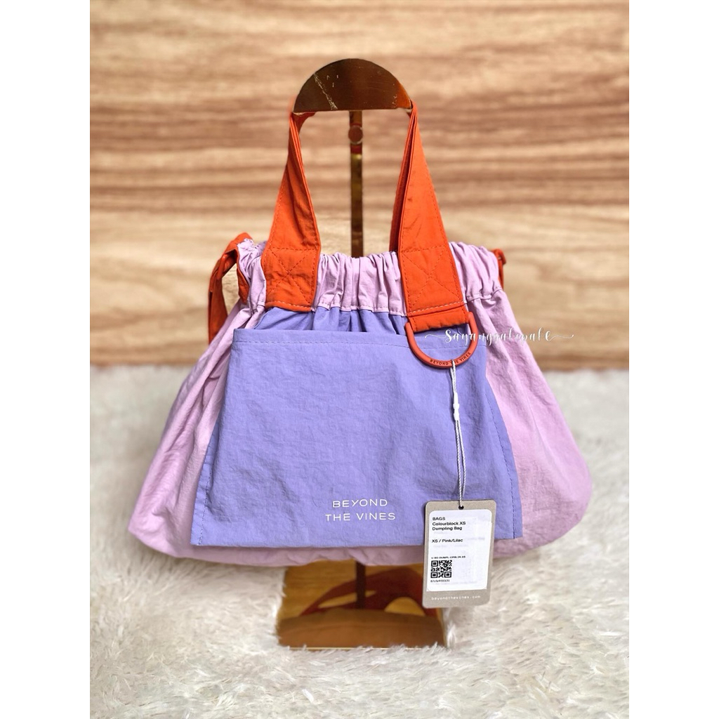Preloved BTV Beyond The Vines XS Colourblock Color Dumpling Bag