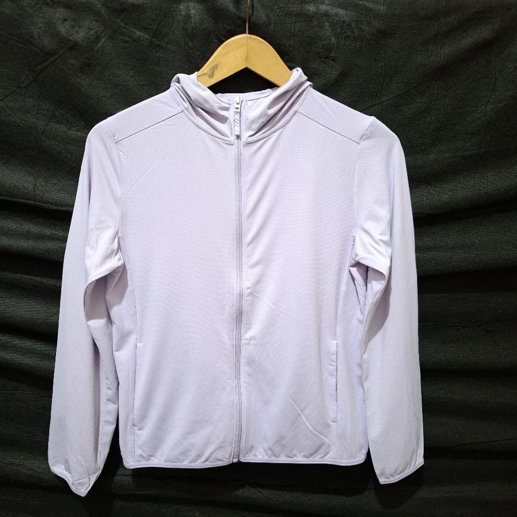 Uniqlo Airism แอนตี้ ยูวี Uniqlo Airism