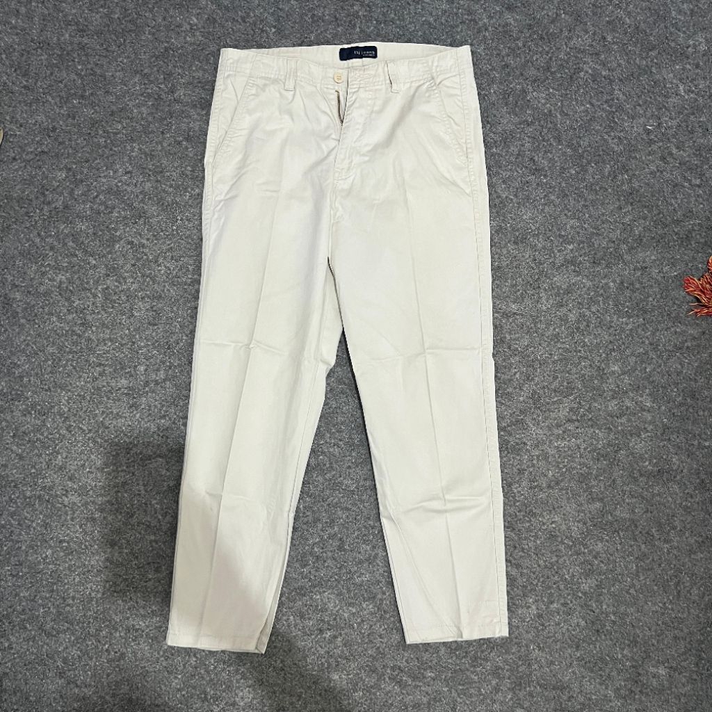 กางเกงข้อเท้ายีนส์ tbj ดั้งเดิม