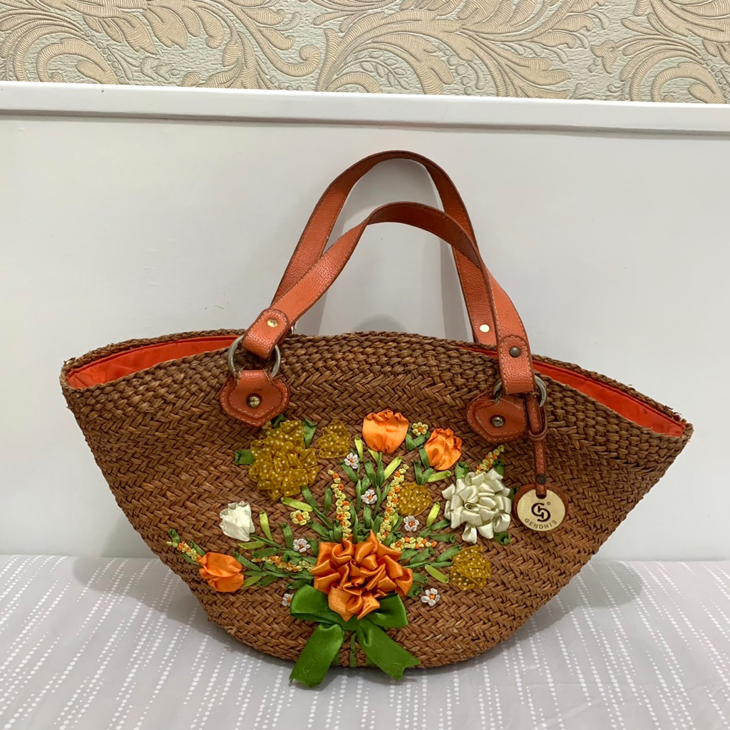 GENDHIS RATTAN BAG (PRE-LOVED)